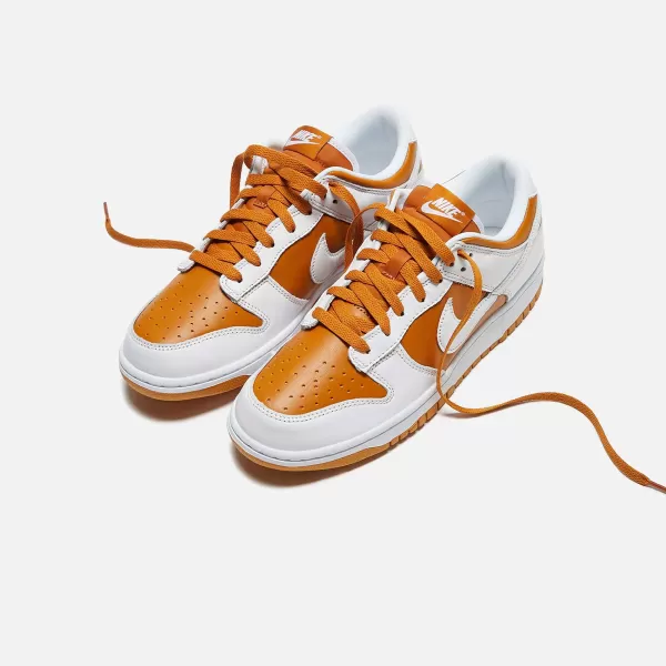 Dunk Low Retro | Nike Hot