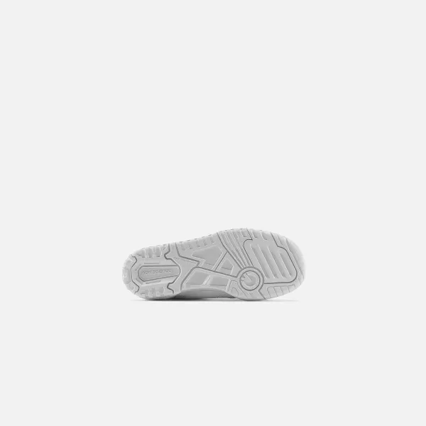 Grade School 550 | New Balance Outlet