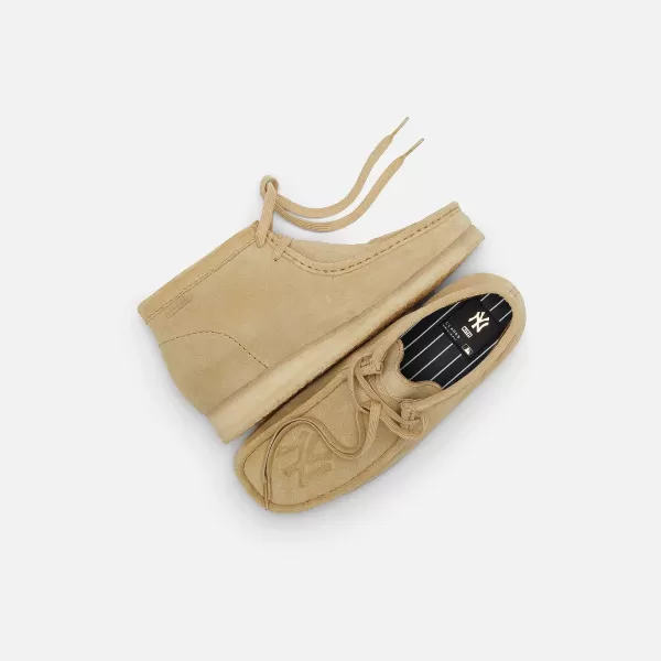 & Clarks For New York Yankees Wallabee Boot | Kith Hot