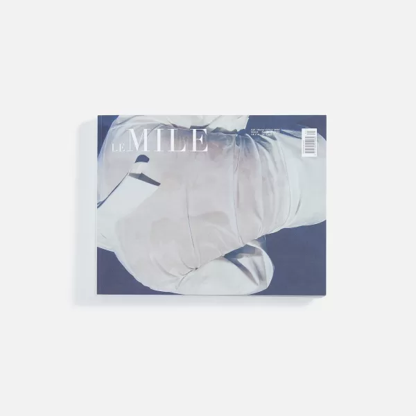 Le Mile Issue 35 | WhiteCirc Discount