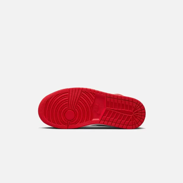 Nike Wmns Air 1 Retro High Og | Jordan Online