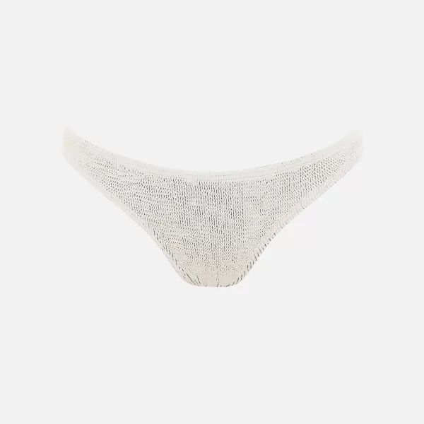 Sign Brief | Bond Eye Clearance