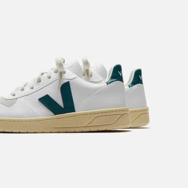 V-10 C.W.L. | Veja Online