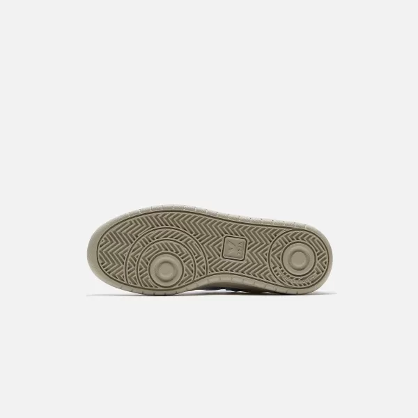 V-10 C.W.L. | Veja Cheap