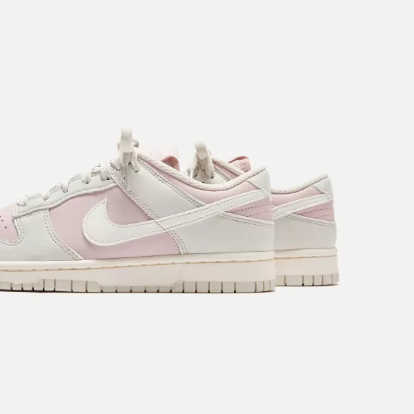 Wmns Dunk Low | Nike Flash Sale