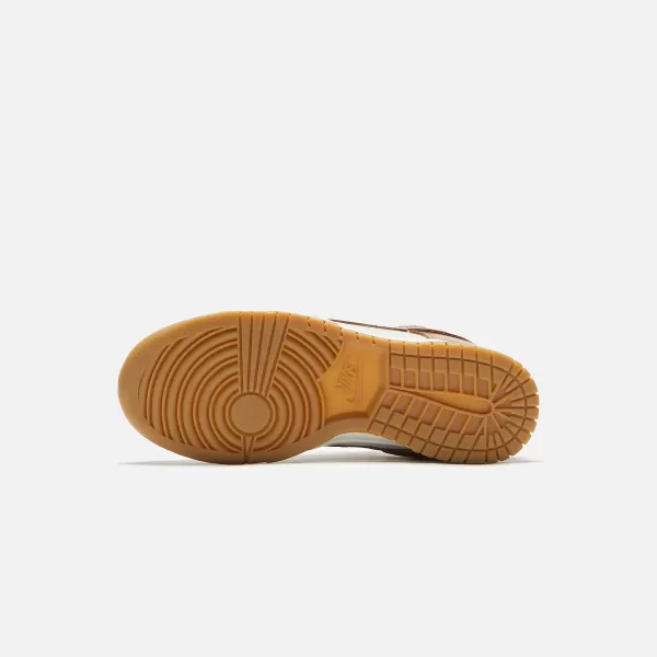 Wmns Dunk Low Lx | Nike Fashion