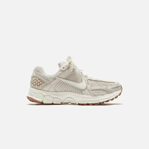 Wmns Zoom Vomero 5 | Nike New